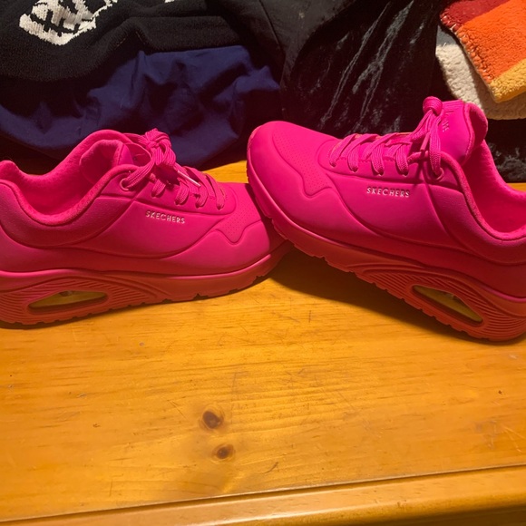 Skechers Women's Pink Sneakers - Picture 4 of 5